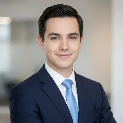 Example of the LinkedIn headshot style